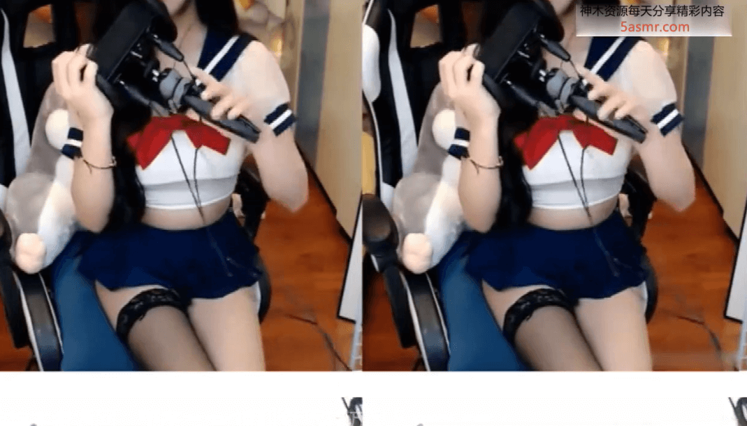 虎牙桃子baby钞票枪JK制服舔耳
