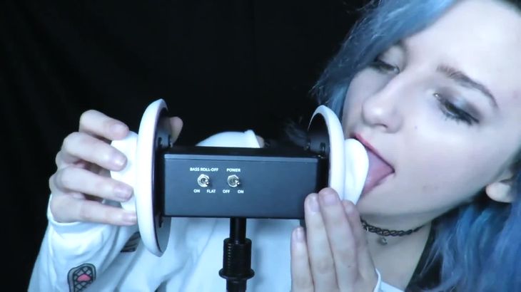 AftynRose ASMR舒缓助眠视频在线播放:耳语按摩触发感官放松