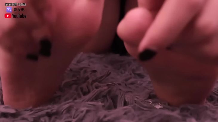蛇蛇snaky ASMR助眠视频在线播放:白丝修女声疗与沉浸式颅内按摩