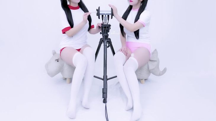 晓晓小UP ASMR掏耳视频在线播放:超轻柔耳部护理体验