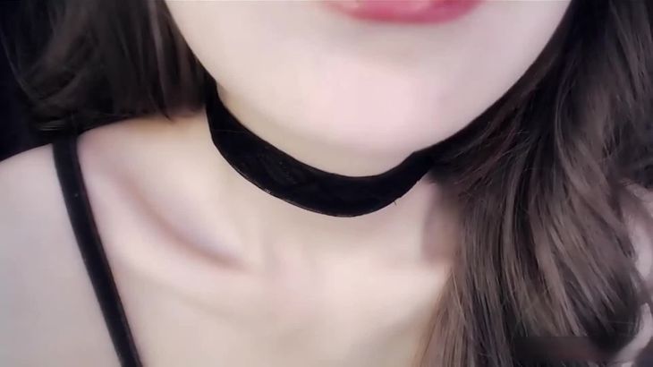圈圈ASMR亲吻视频在线播放:温柔耳语与亲密互动助眠体验