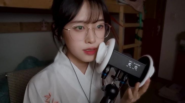 其实是椰子啦ASMR在线播放:深度采耳助眠与舔耳音效视频