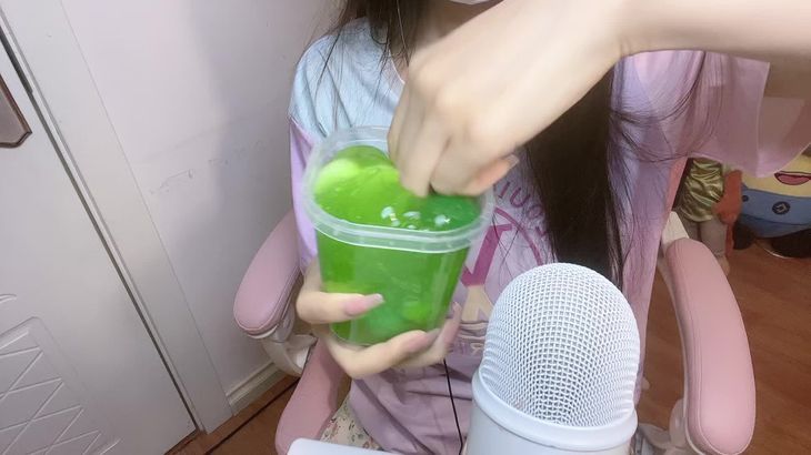 娜娜Sweet ASMR视频在线播放:耳部按摩与角色扮演助眠体验