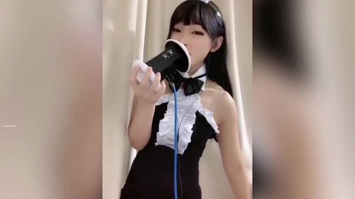 舔舔酱ASMR兔女郎主题视频在线播放,萌系耳语助眠体验