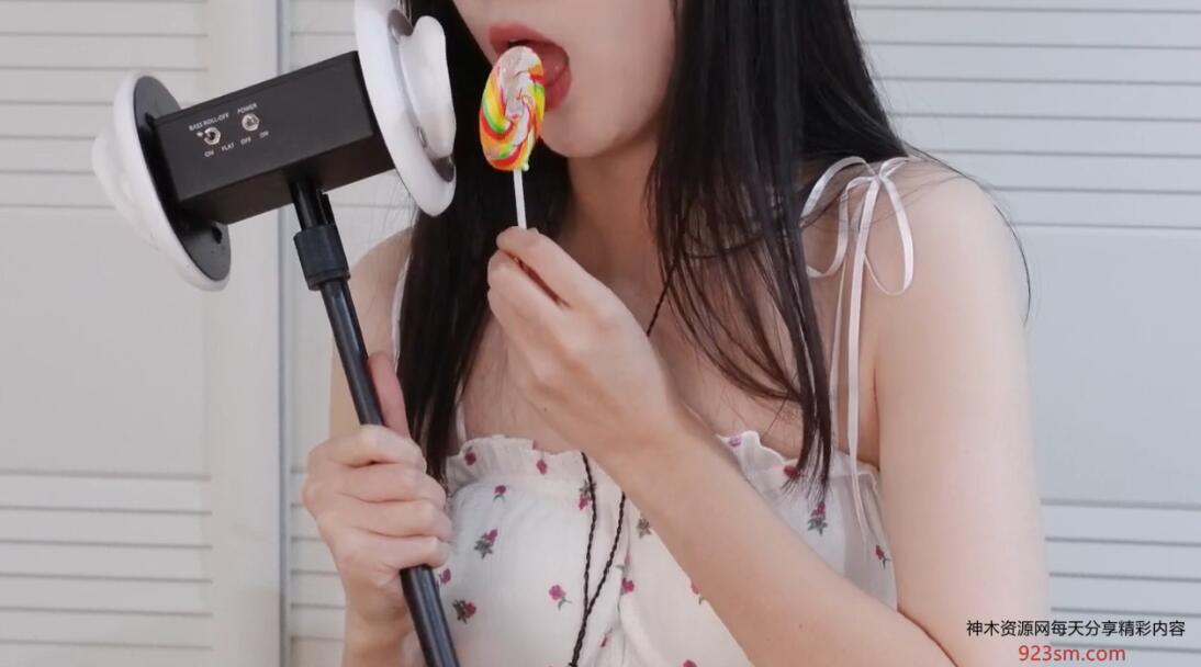 美女ASMR助眠 舔棒棒糖