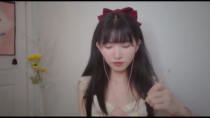 Vito ASMR木块手套摩擦音触发视频在线播放 | 沉浸式ASMR体验