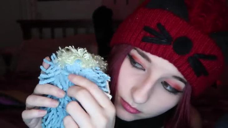 AftynRose ASMR视频在线播放:Moody Kitty助眠体验