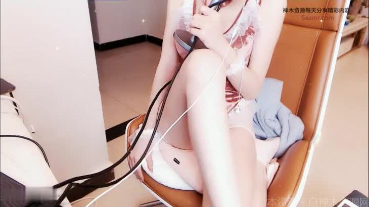 暮久酱林暮奈儿ASMR在线播放:灰丝弹舌助眠视听体验与虚拟主播魅力