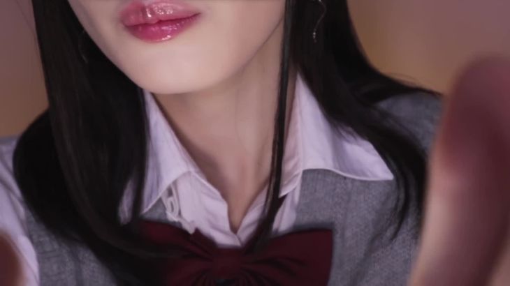 ASMR主播Super Tingly特辑:50种触发词耳语视频在线播放
