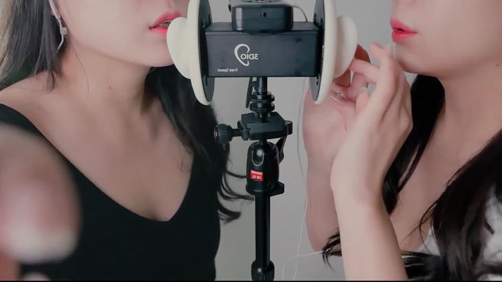 ASMR Twin超近耳语视频在线播放 - 沉浸式口音触发,助眠放松首选