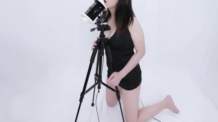 mimi ASMR在线视频:沉浸式颅内按摩与助眠触发音疗愈体验